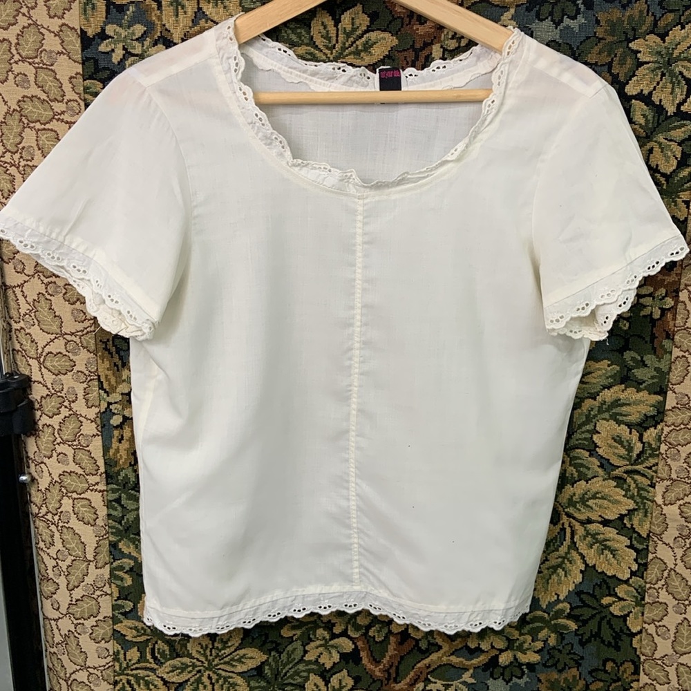 Boxy White Top with Eyelet Lace Trim